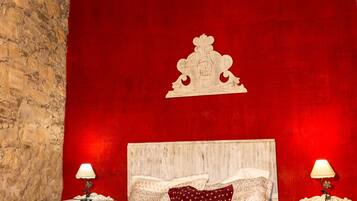 5 chambres, fer et planche Ă repasser, draps fournis