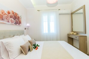 3 bedrooms, in-room safe, iron/ironing board, free WiFi - VILLA YAKINTHI for memorable holidays  (Drosia)