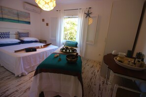 2 bedrooms, desk, iron/ironing board, travel cot