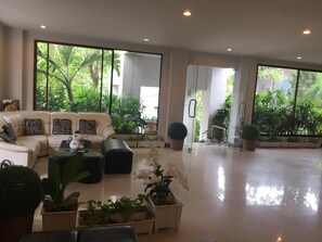 Interior - Kyongean Mansion 2 (Krabi)