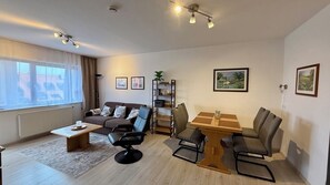 Smart TV, music library, stereo - Apartment at 980 m, with balcony, parking place and internet, close byTriberg  (Schonach im Schwarzwald)