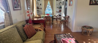2Bd/1Bath Pet Friendly Close to Beach/Downtown/Convention Ctr.