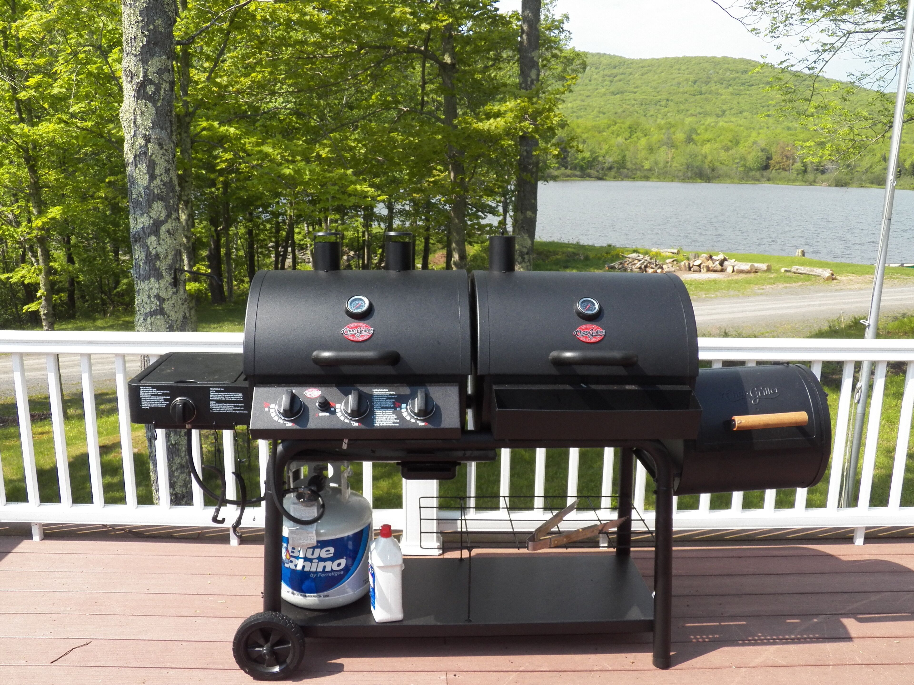 Beautiful Lake house on semi private 28 acre lake