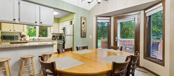 Woodbury Place 4 BR, close St Paul, Stillwater