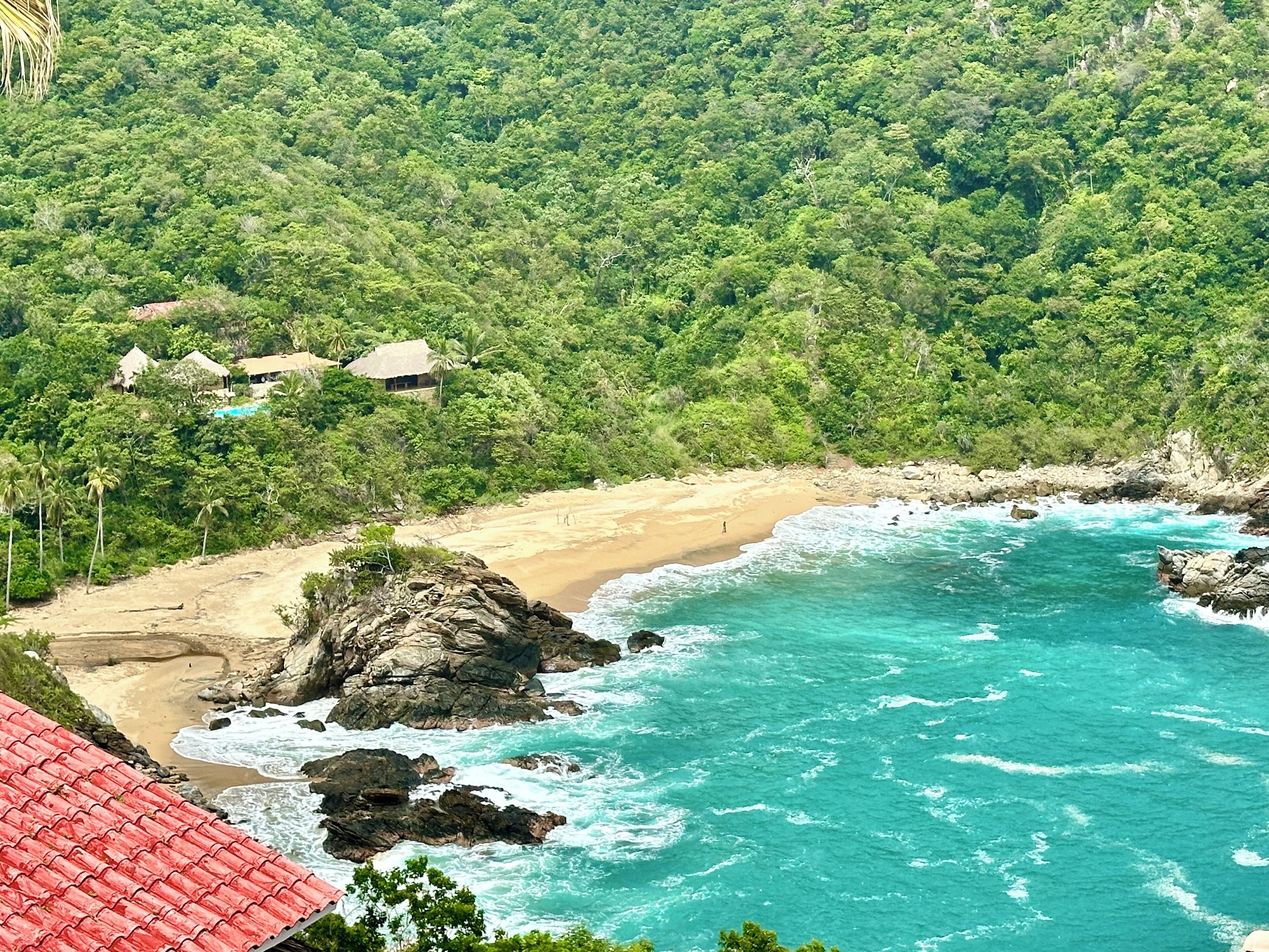 Espreguiçadeiras, toalhas de praia 