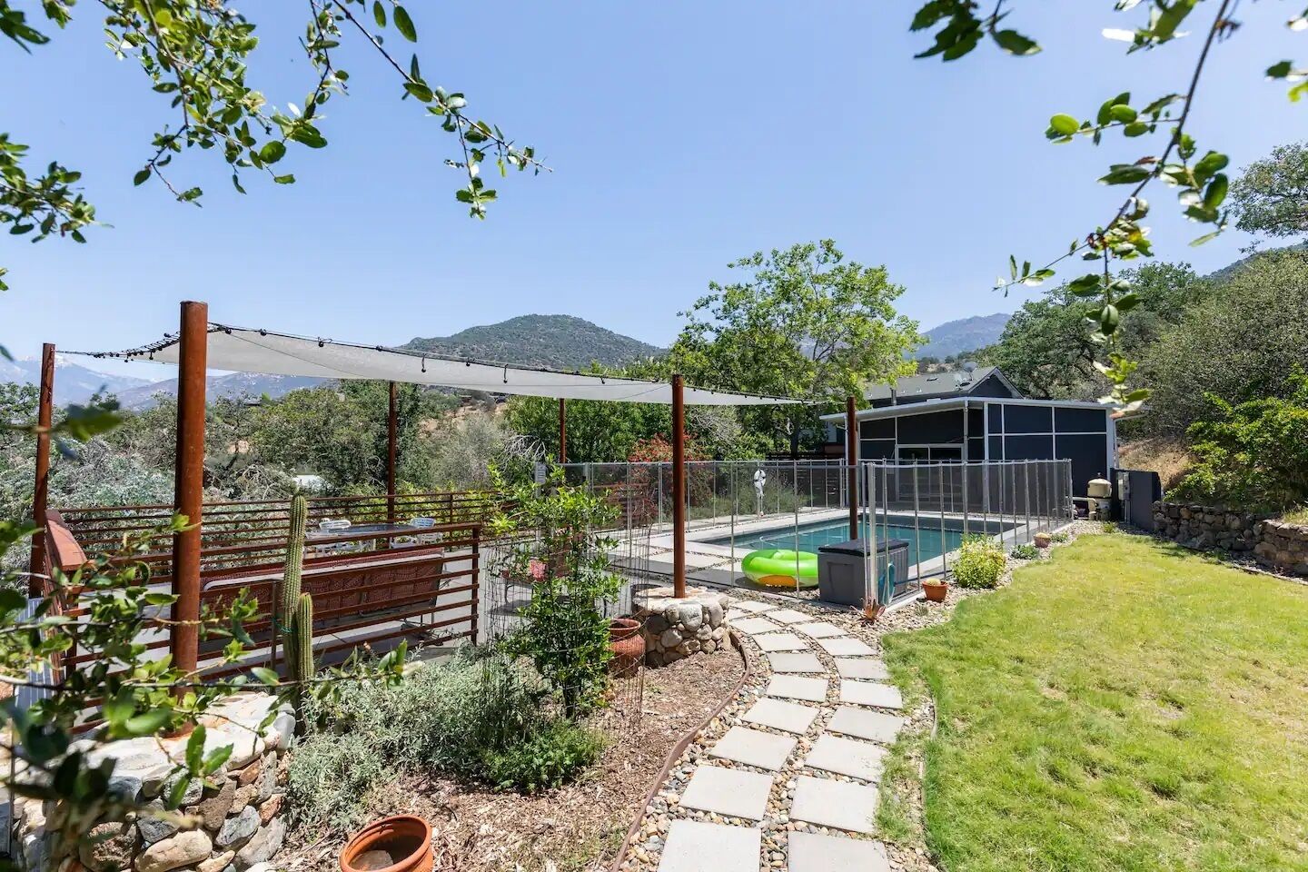 Enceinte de l’hébergement