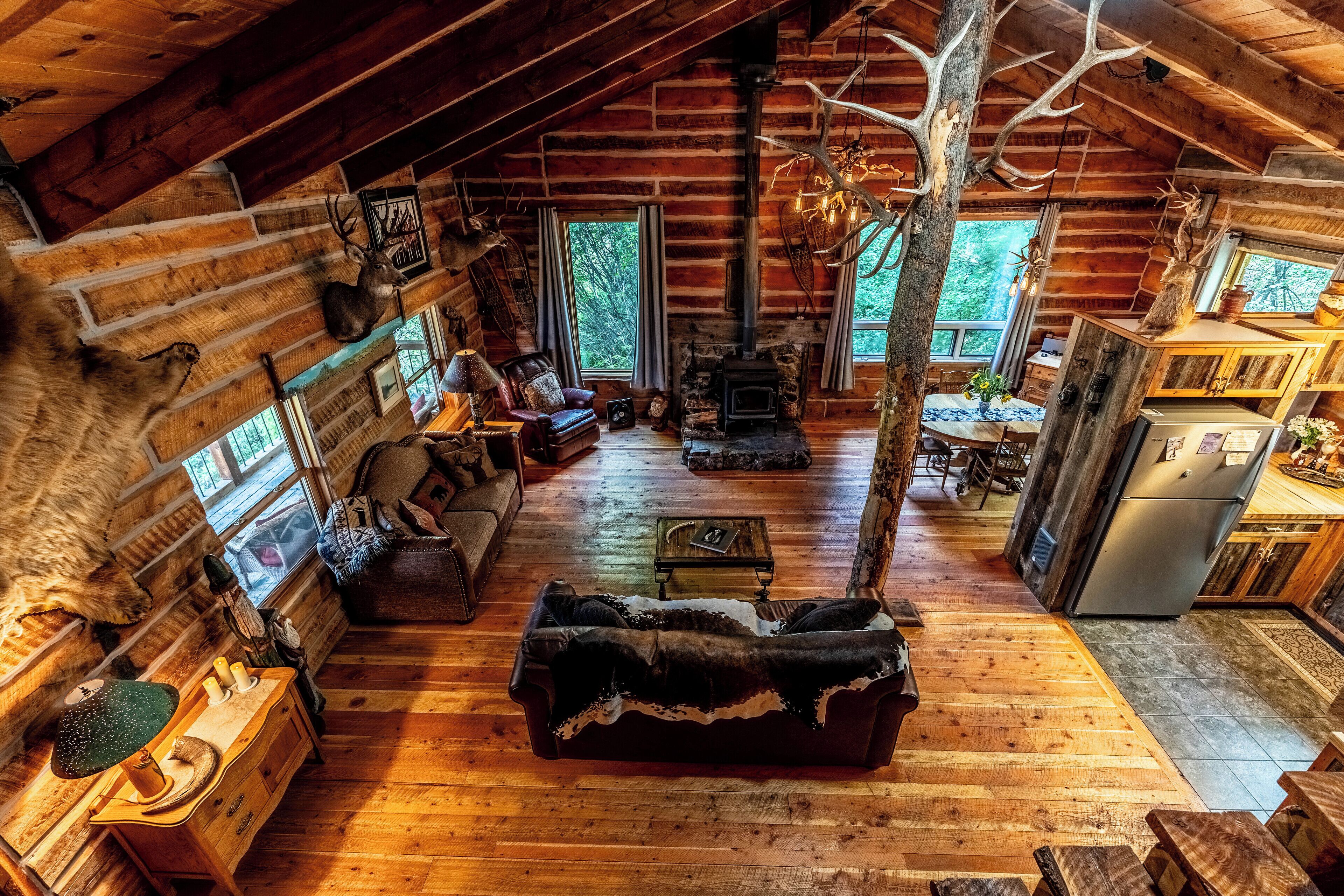 Pejs, bøger, stereoanlæg