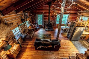 Fireplace, books, stereo