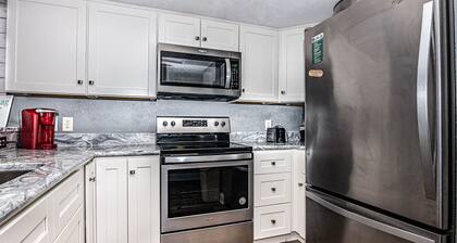 Stunning Oceanfront 2bd/2ba Condo in NMB