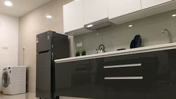 Fridge, stovetop, cookware/dishes/utensils