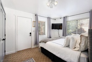 4 bedrooms, iron/ironing board, travel cot, WiFi