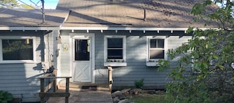 2 bedroom 1 bath, large deck and dock, on the water in peaceful cove, Year