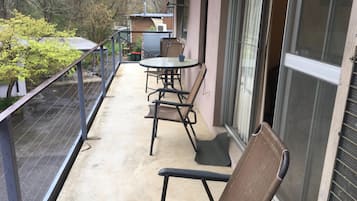 Family Apartment, 2 Bedrooms, Kitchen, Garden View (Unit 6) | Balcony