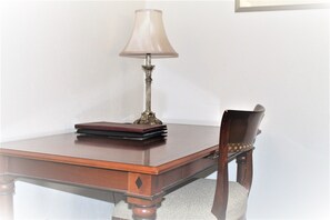 Deluxe Room, 1 King Bed (Superior King) | Individually decorated, individually furnished, desk, blackout curtains