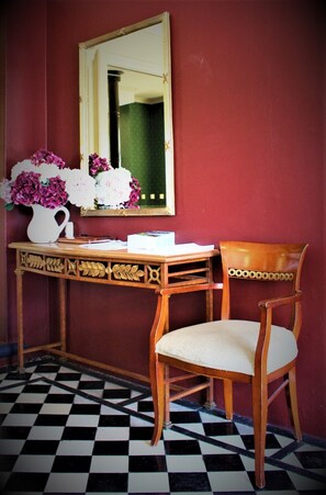 Reception hall - Cotswold Gardens (Armidale)