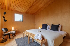 3 bedrooms, in-room safe, desk, soundproofing - Foxwood E by H2 Life (Niseko)