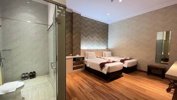 Deluxe Twin Room | Free WiFi