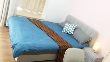 Classic-Zimmer, 3 Schlafzimmer | 3 Schlafzimmer, Schreibtisch, kostenloses WLAN