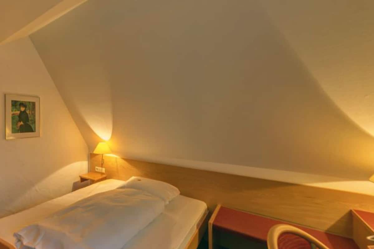 In-room safe, blackout curtains, iron/ironing board, free WiFi