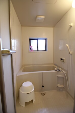 Bathroom - JQ Villa Kyoto Maiko Han-Inn (Kyoto)