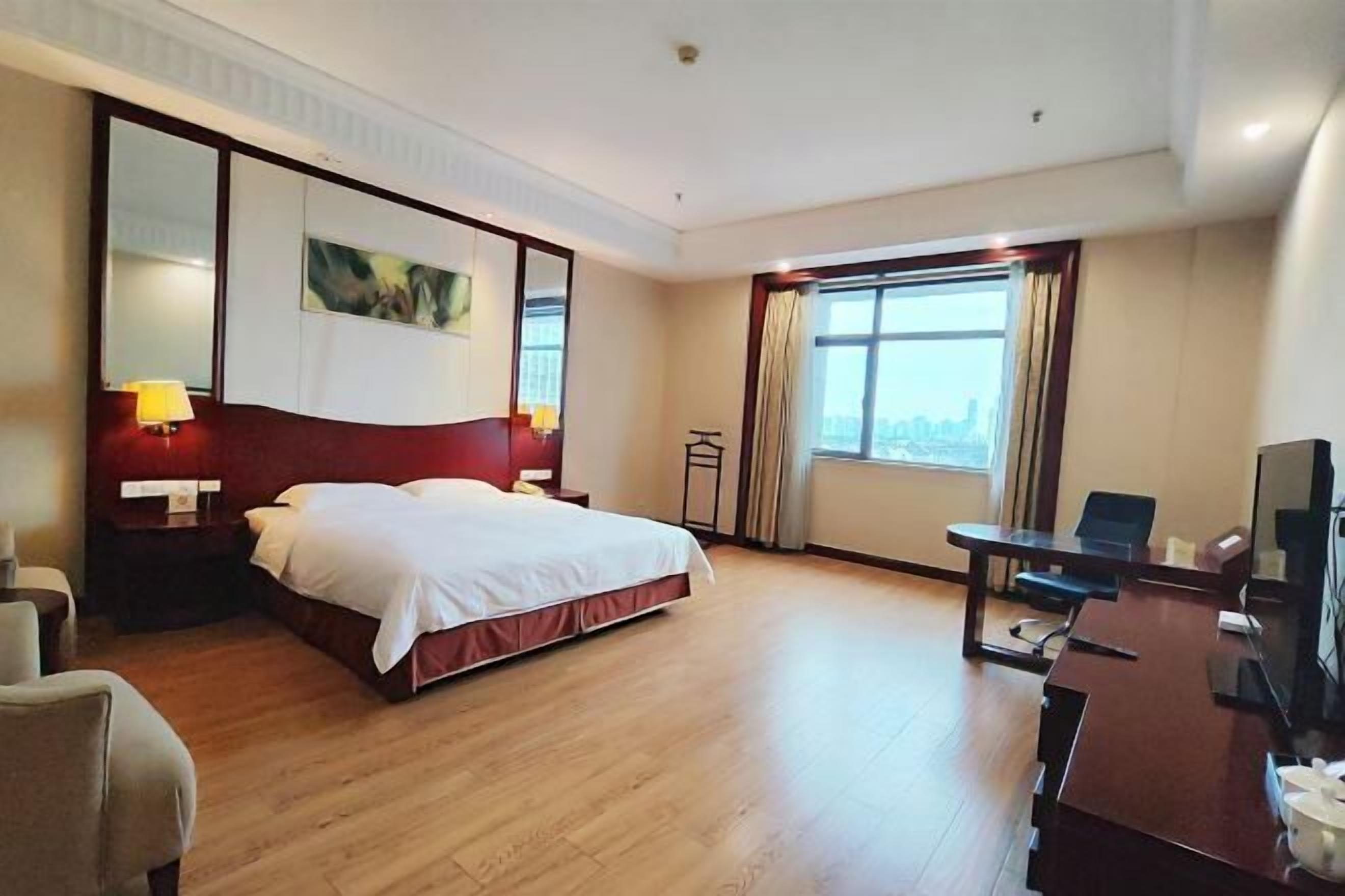 Minibar, in-room safe, desk, blackout curtains