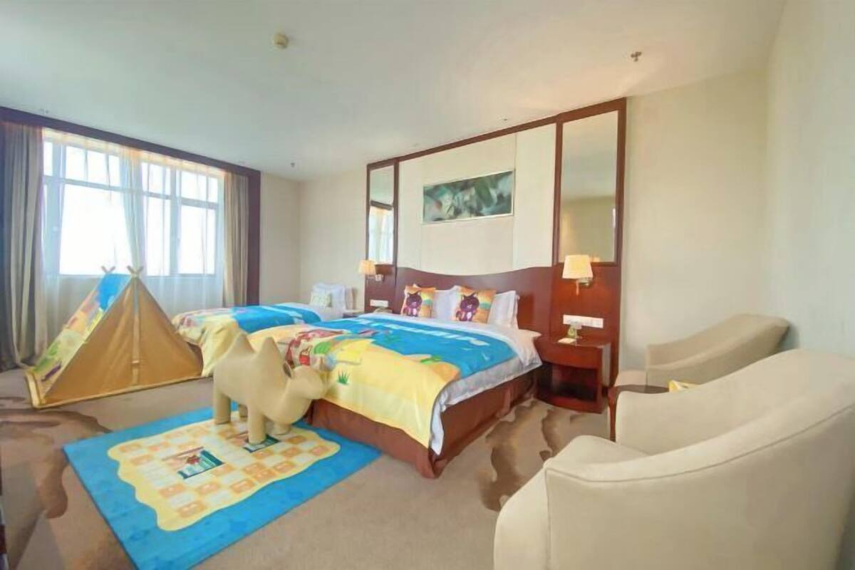 Minibar, in-room safe, desk, blackout curtains