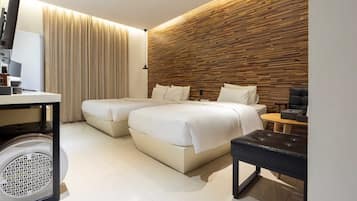 Twin Room | 1 bedroom, premium bedding, desk, laptop workspace