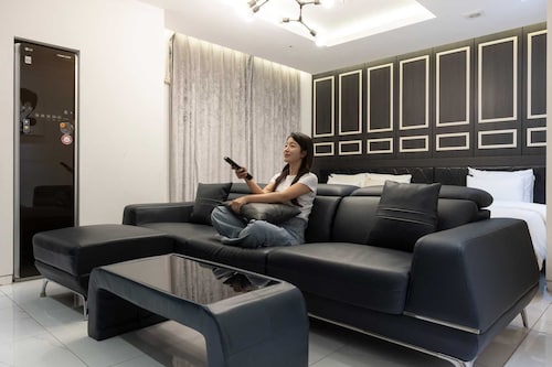 Hotel Moon Cheonan Sinbuldang
