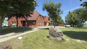 Esterni