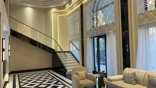 Karim Parkside Hotel