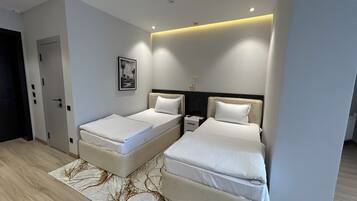 Superior Twin Room | Peralatan tempat tidur hipoalergenik, dihias secara berasingan