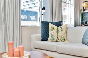 Interior detail - 66 Keerom 521 (Cape Town)