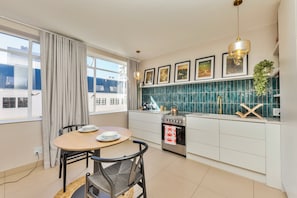 Private kitchen - 66 Keerom 521 (Cape Town)