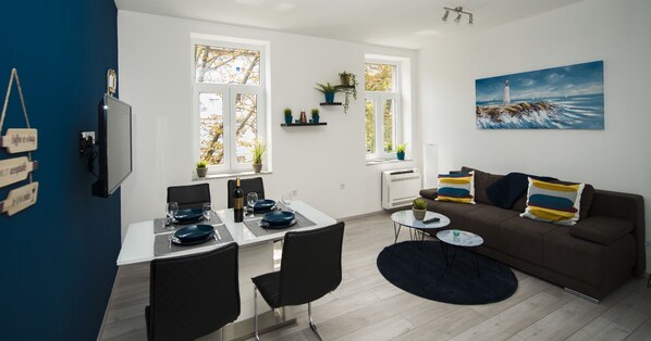 Luxury Condo, 1 Bedroom