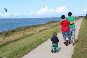 Imagen sin descripción, 4 de 25, botón