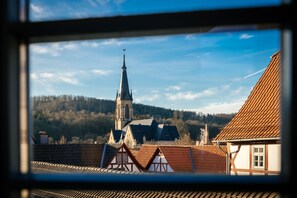 Habitación clásica doble, baño privado | Vistas desde el alojamiento