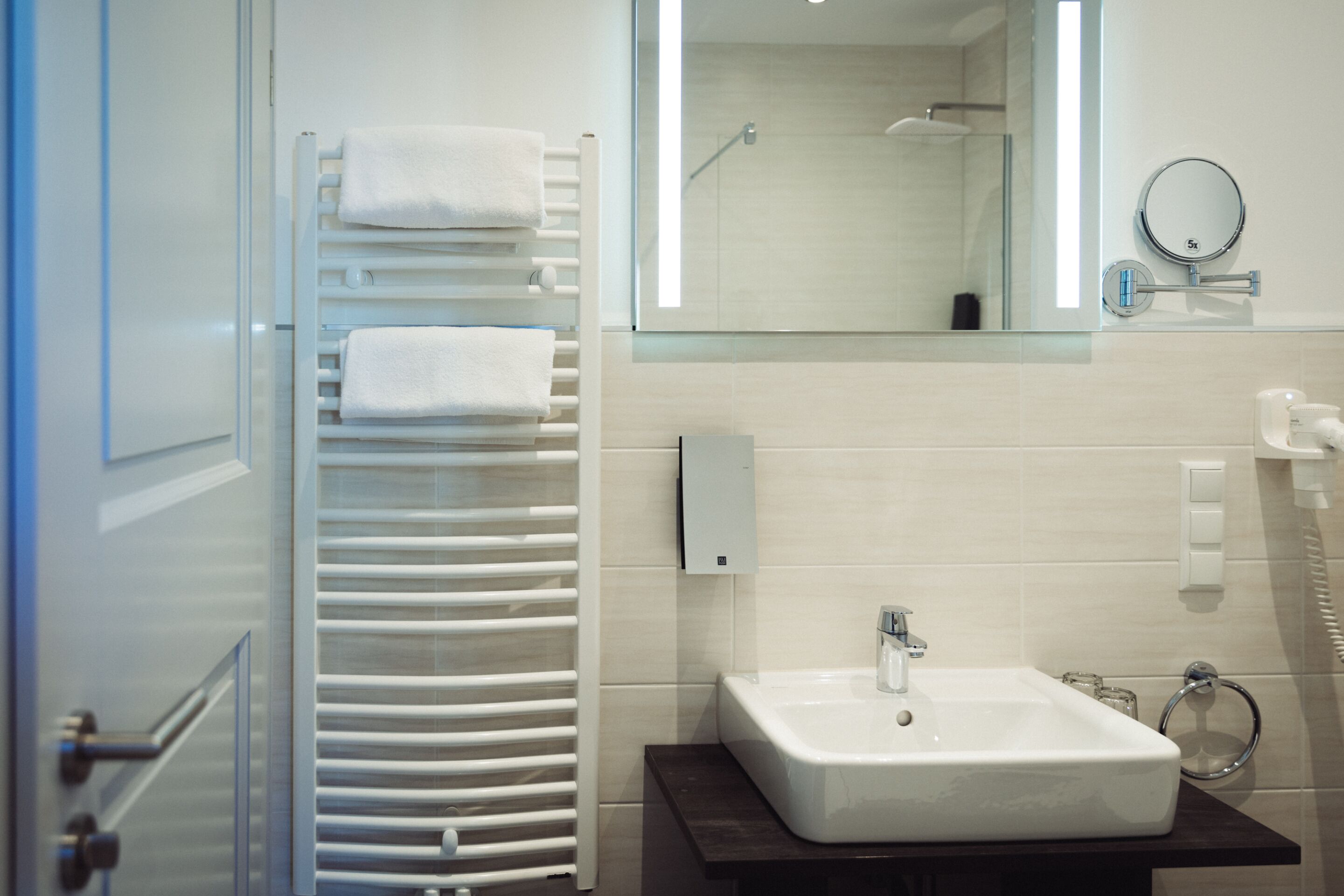 Classic-Doppelzimmer, eigenes Bad | Badezimmer