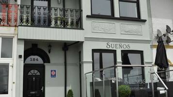 مدخل المنشأة