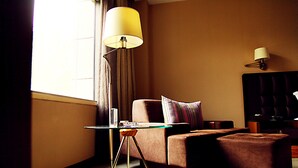 Dobbeltrom – deluxe | Oppholdsområde | TV