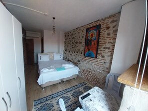 Double Room | Desk, bed sheets - Sanli Butik Hotel (Ayvalik)
