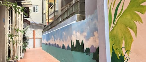 숙박 시설 입구