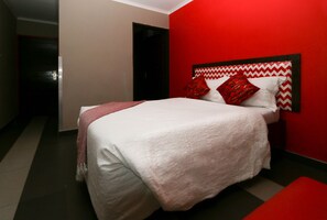 Kamar Double Deluks | Setrika/meja setrika