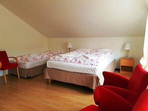 经济客房, 公共浴室 | 遮光窗帘、婴儿床、折叠床/加床（额外收费）、免费 WiFi