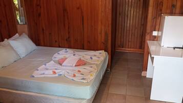 Bungalow (Double) | Free WiFi, bed sheets