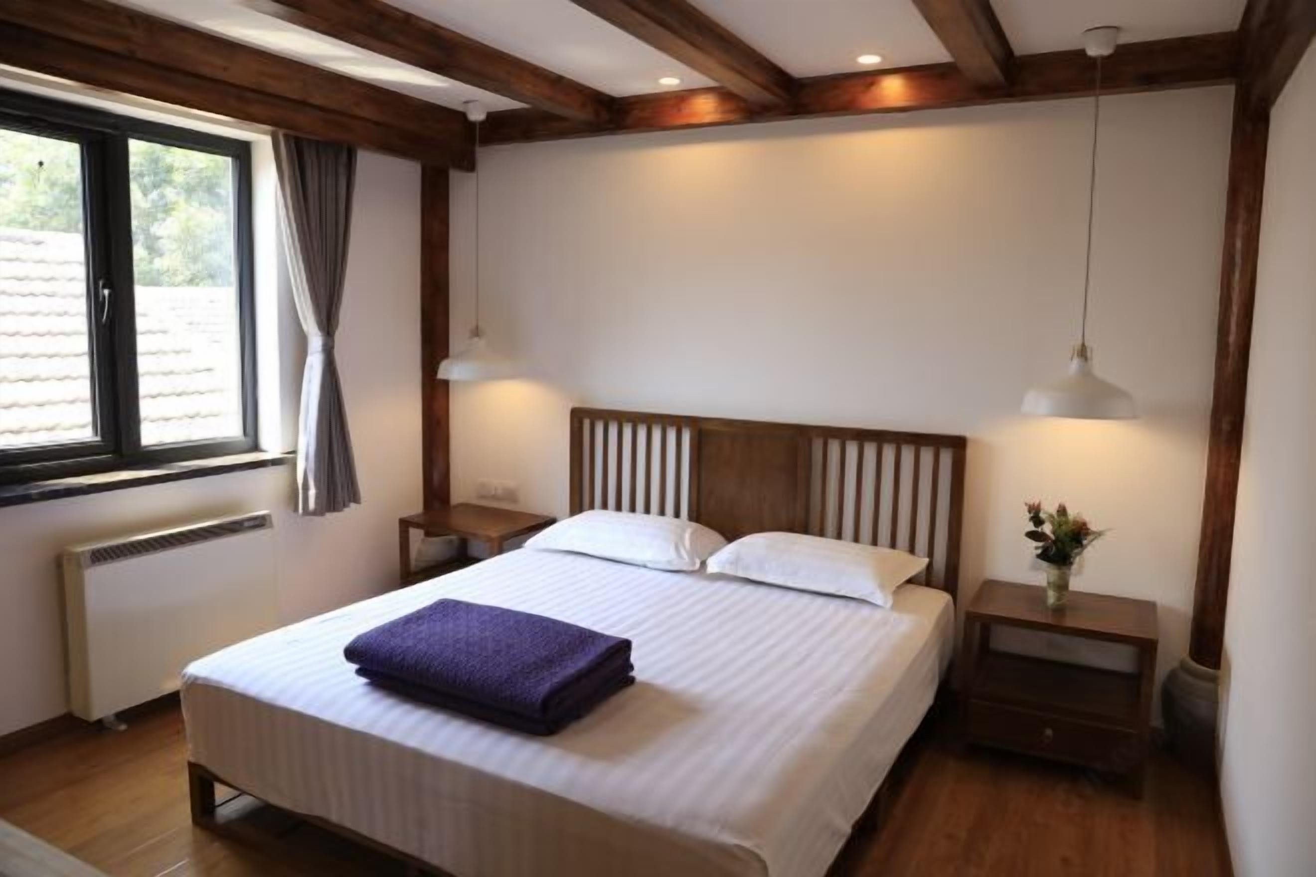 Roupas de cama premium, frigobar, individualmente mobiliados