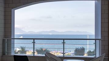 Apartment | Schreibtisch, Verdunkelungsvorhänge, Zustellbetten, kostenloses WLAN