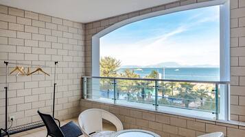 Apartment | Schreibtisch, Verdunkelungsvorhänge, Zustellbetten, kostenloses WLAN