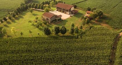 Cascina Serenella B&B