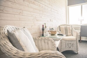 Hypo-allergenic bedding, blackout curtains, iron/ironing board