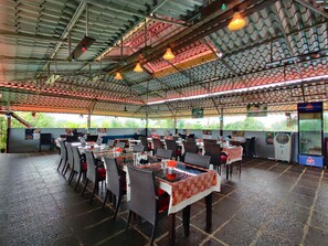 International cuisine - Natures Dreamland Holiday Resort (Igatpuri)